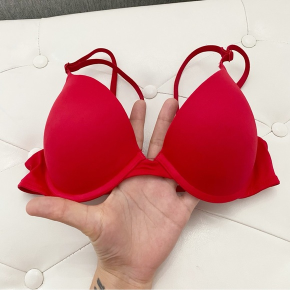 PINK | Red everywhere push up bra - Picture 2 of 5